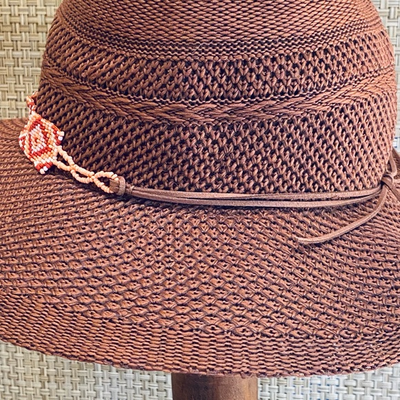 🌟HP🌟NWOT Packable Wide Brim Brown Knit & Seed Bead Band Hat by San Diego Hat Co. - Picture 4 of 15